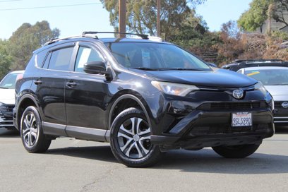 Used 2017 Toyota RAV4 LE