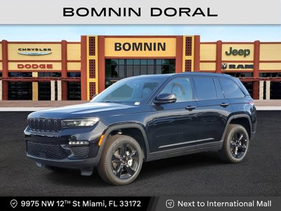 Used 2024 Jeep Grand Cherokee Limited w/ Black Appearance Package