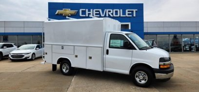 New 2025 Chevrolet Express 3500 w/ Power Convenience Package