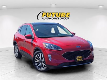 Certified 2020 Ford Escape Titanium w/ Titanium Premium Package 2.0