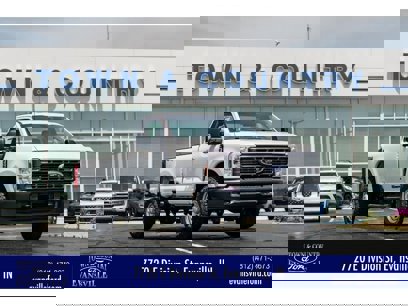 New 2025 Ford F250 XLT