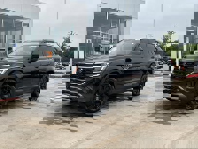 New 2025 Volkswagen Atlas Cross Sport SE