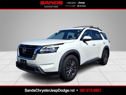 Used 2022 Nissan Pathfinder SV