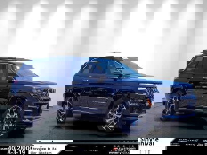 New 2023 Jeep Grand Cherokee Summit