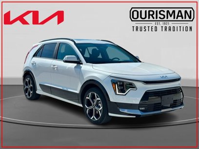 New 2025 Kia Niro SX Touring