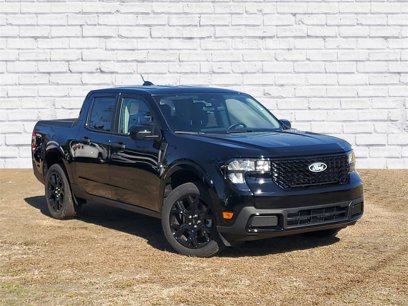 New 2025 Ford Maverick XLT w/ XLT Luxury Package