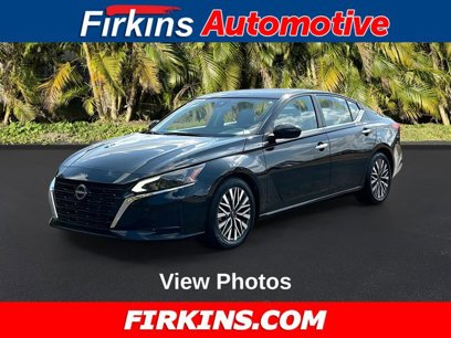 Used 2023 Nissan Altima 2.5 SV