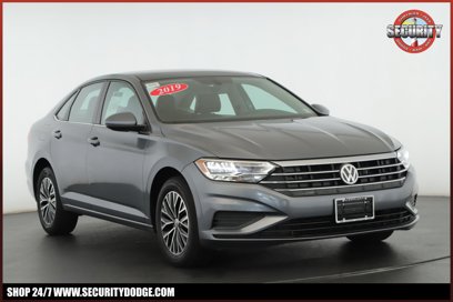 Used 2019 Volkswagen Jetta SE w/ Cold Weather Package