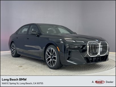 New 2025 BMW 740i xDrive