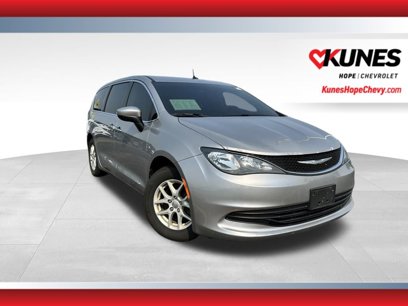 Used 2017 Chrysler Pacifica Touring