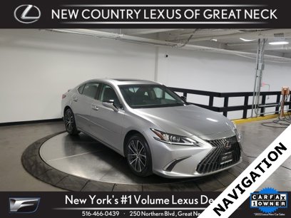 Used 2022 Lexus ES 300h w/ Premium Package