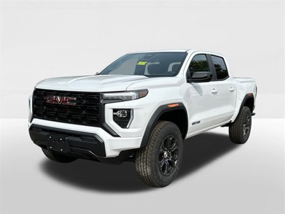 New 2024 GMC Canyon Elevation w/ Trailering Package