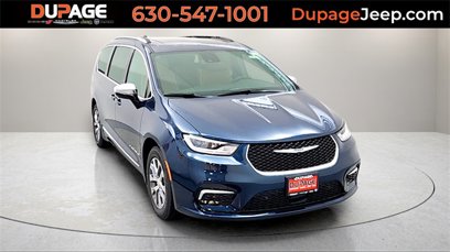 New 2025 Chrysler Pacifica Pinnacle