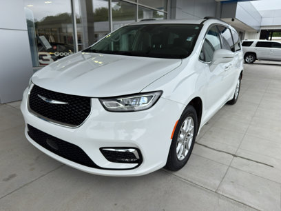 Used 2022 Chrysler Pacifica Touring-L