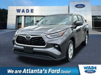 Used 2023 Toyota Highlander LE