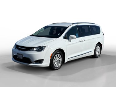 Used 2018 Chrysler Pacifica Touring-L Plus