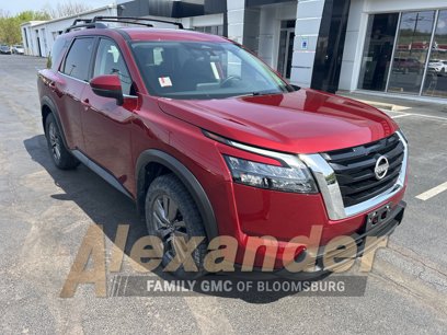 Used 2023 Nissan Pathfinder SV