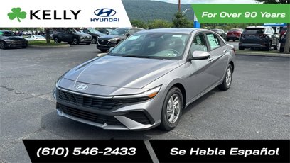 New 2025 Hyundai Elantra SE
