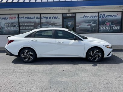New 2025 Hyundai Elantra Sport