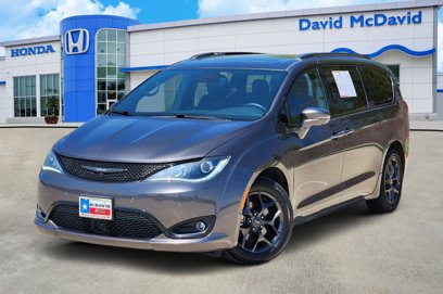Used 2020 Chrysler Pacifica Limited w/ Advanced Safetytec Group