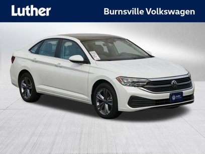 Certified 2024 Volkswagen Jetta SE w/ Panoramic Sunroof Package
