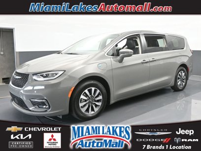 Used 2022 Chrysler Pacifica Touring-L