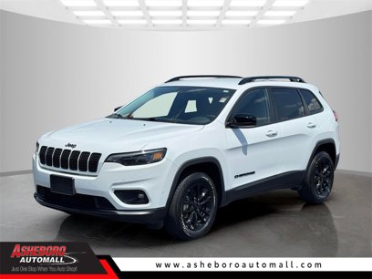 Used 2023 Jeep Cherokee Altitude Lux