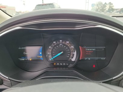 Used 2019 Ford Fusion SE