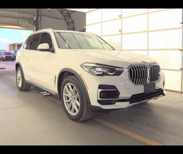 Used 2022 BMW X5 sDrive40i w/ Luxury Seating Package