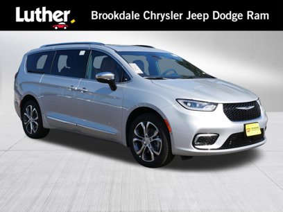 New 2026 Chrysler Pacifica Pinnacle