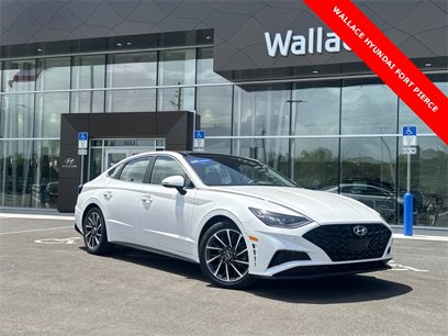 Used 2022 Hyundai Sonata Limited w/ Preferred Accessory Package