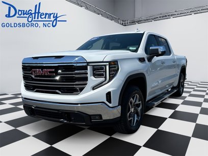 New 2025 GMC Sierra 1500 SLT
