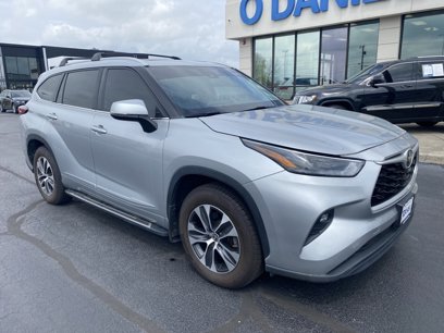 Used 2022 Toyota Highlander XLE