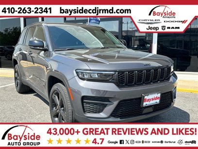 Used 2023 Jeep Grand Cherokee Altitude