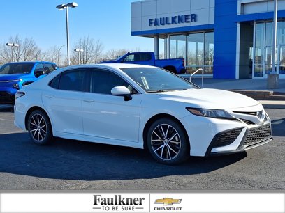 Used 2023 Toyota Camry SE