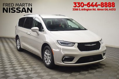 Used 2021 Chrysler Pacifica Touring-L