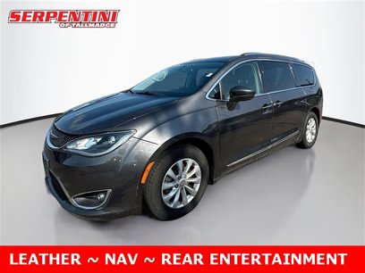 Used 2018 Chrysler Pacifica Touring-L