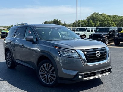 Used 2022 Nissan Pathfinder SL