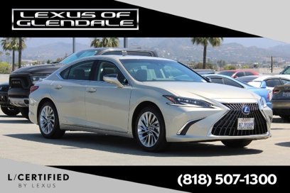 Used 2022 Lexus ES 300h w/ Luxury Package