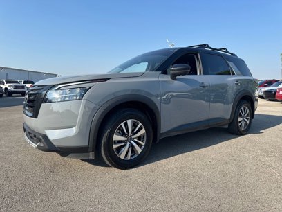 Used 2023 Nissan Pathfinder SL w/ Lighting Package (N92)