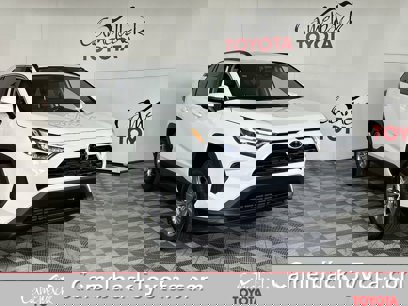 New 2025 Toyota RAV4 XLE