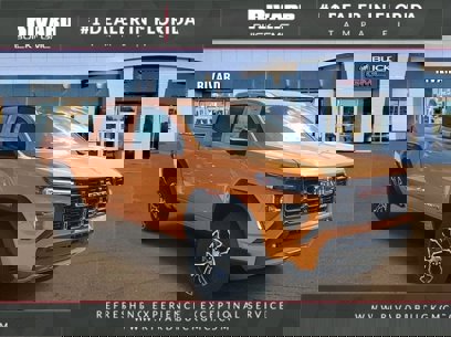 New 2025 GMC Canyon AT4