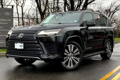 Used 2022 Lexus LX 600 4WD w/ Luxury Package