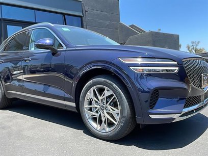 Used 2025 Genesis GV70 2.5T w/ Advanced Package