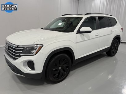 Used 2025 Volkswagen Atlas SE w/ Panoramic Sunroof Package
