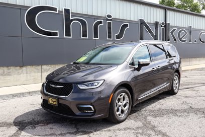 Used 2023 Chrysler Pacifica Limited