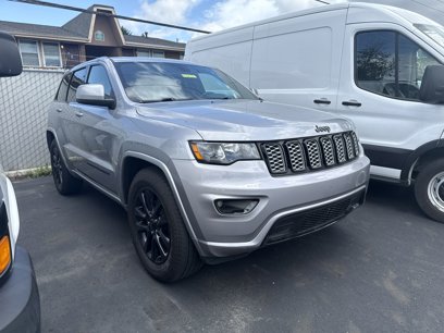 Used 2018 Jeep Grand Cherokee Altitude