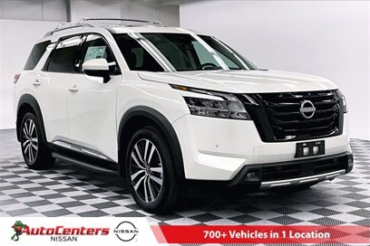 New 2024 Nissan Pathfinder Platinum w/ Lighting Package (N93)