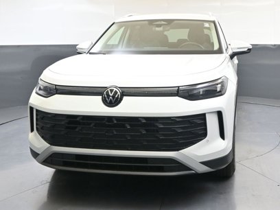 New 2025 Volkswagen Tiguan S