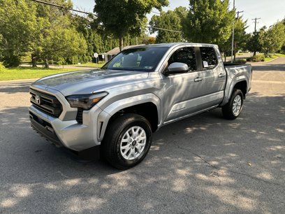 New 2024 Toyota Tacoma SR5